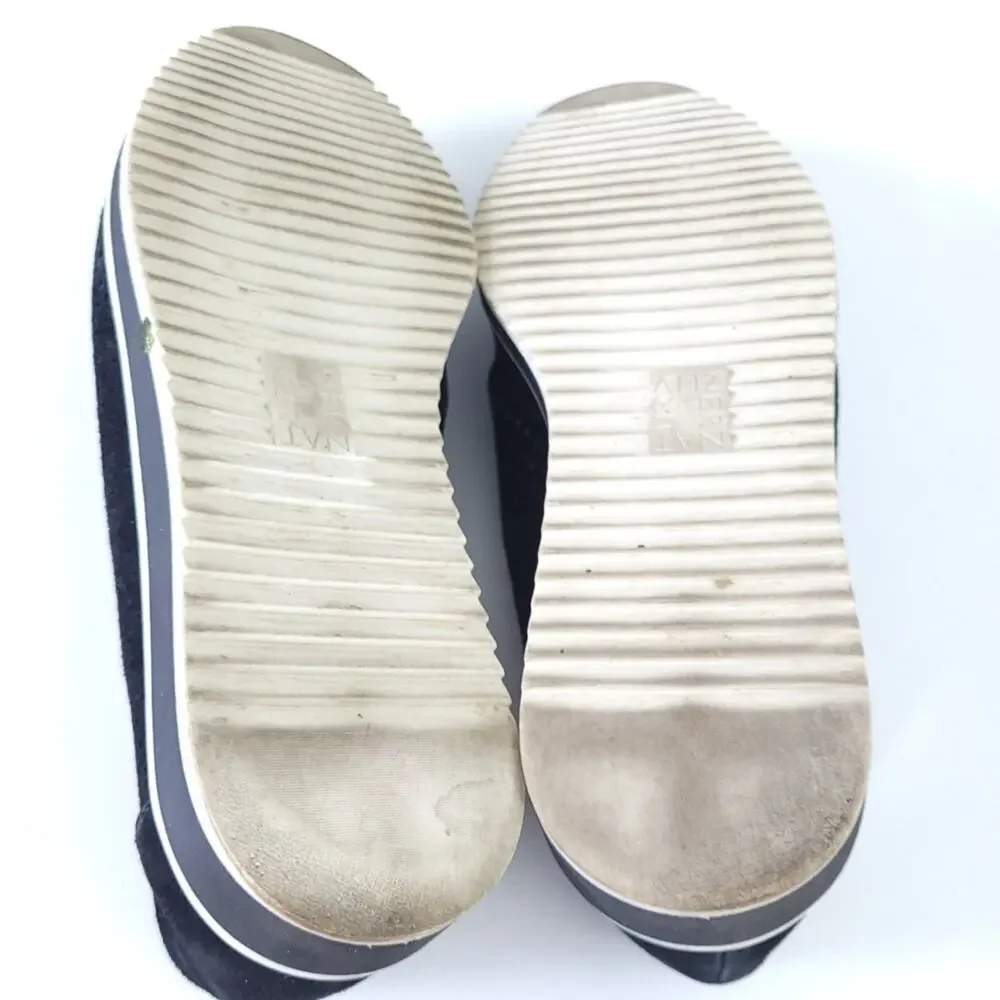 Naturalizer Bonnie Suede Slip On Loafer Perforated Black Size 6.5M Comfort Shoe